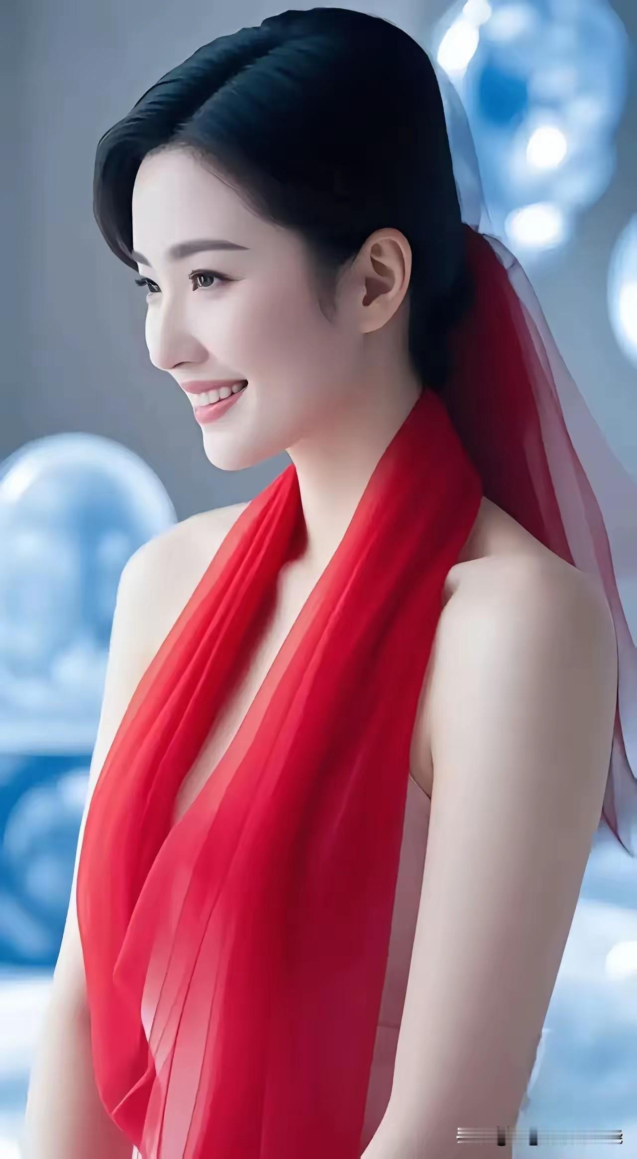 邻家娇女

这位姑娘模样俏，
好似贵妃又来到。
发髻如云轻轻摇，
眼似杏花脸如桃