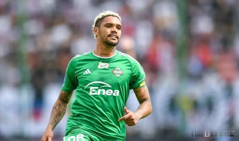 2025赛季云南玉昆进球队员分布情况---
1、恩里克（11球）
2、奥斯卡（8