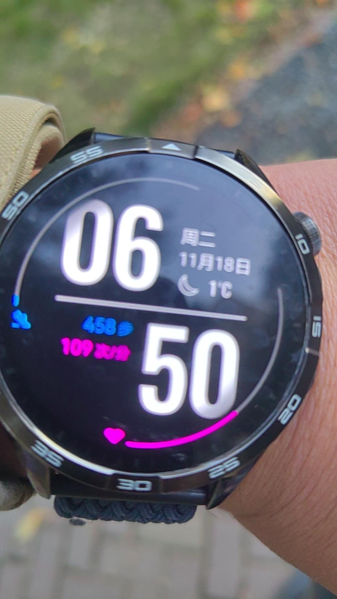 我这不争气的心呐还是忐忑起来，说起来活到奔四的人了，有时候觉得挺不争气的，今天是