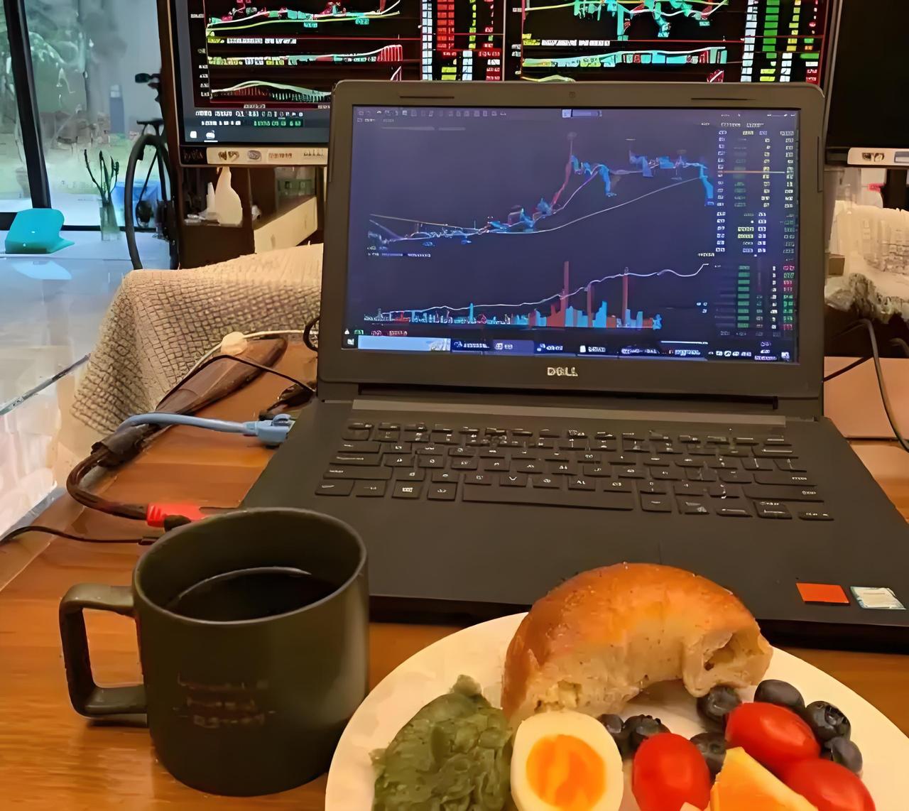 6月17日 周三市场资金活跃标的复盘梳理
 
瑞华泰：20cm封板突破阶段箱体，