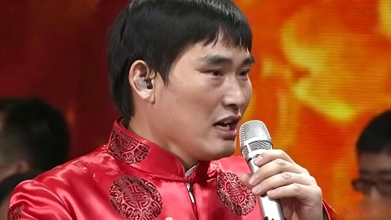 昙花一现网红遍地，为何朱之文热度长久不衰？
 纵观网红圈子，很多草根走红之后很快