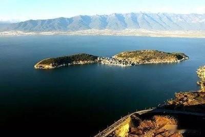 254、大理市海东镇海岛村委会：金梭岛
 
金梭岛位于向阳湾西洱海中，犹如一枚织