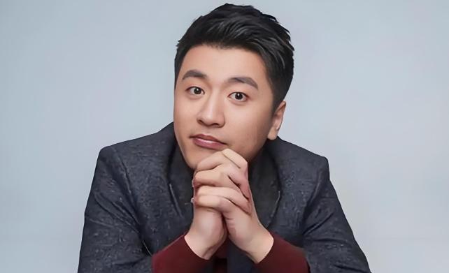 张雪峰谈墓志铭：人生真好玩，下辈子还来
 
据张雪峰创办的苏州峰学蔚来教育科技有