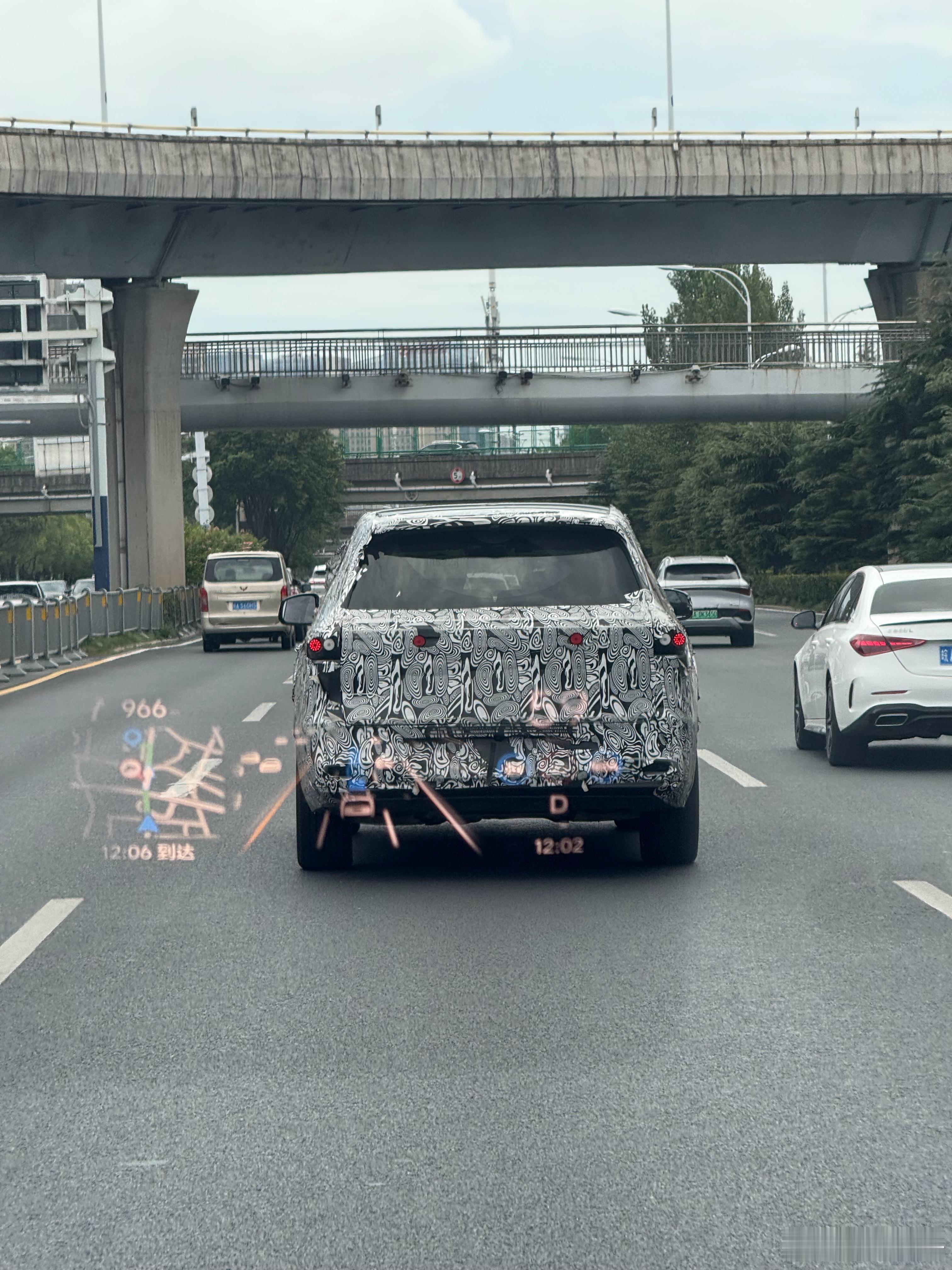 这是什么车？有大佬认识吗？ ​​​