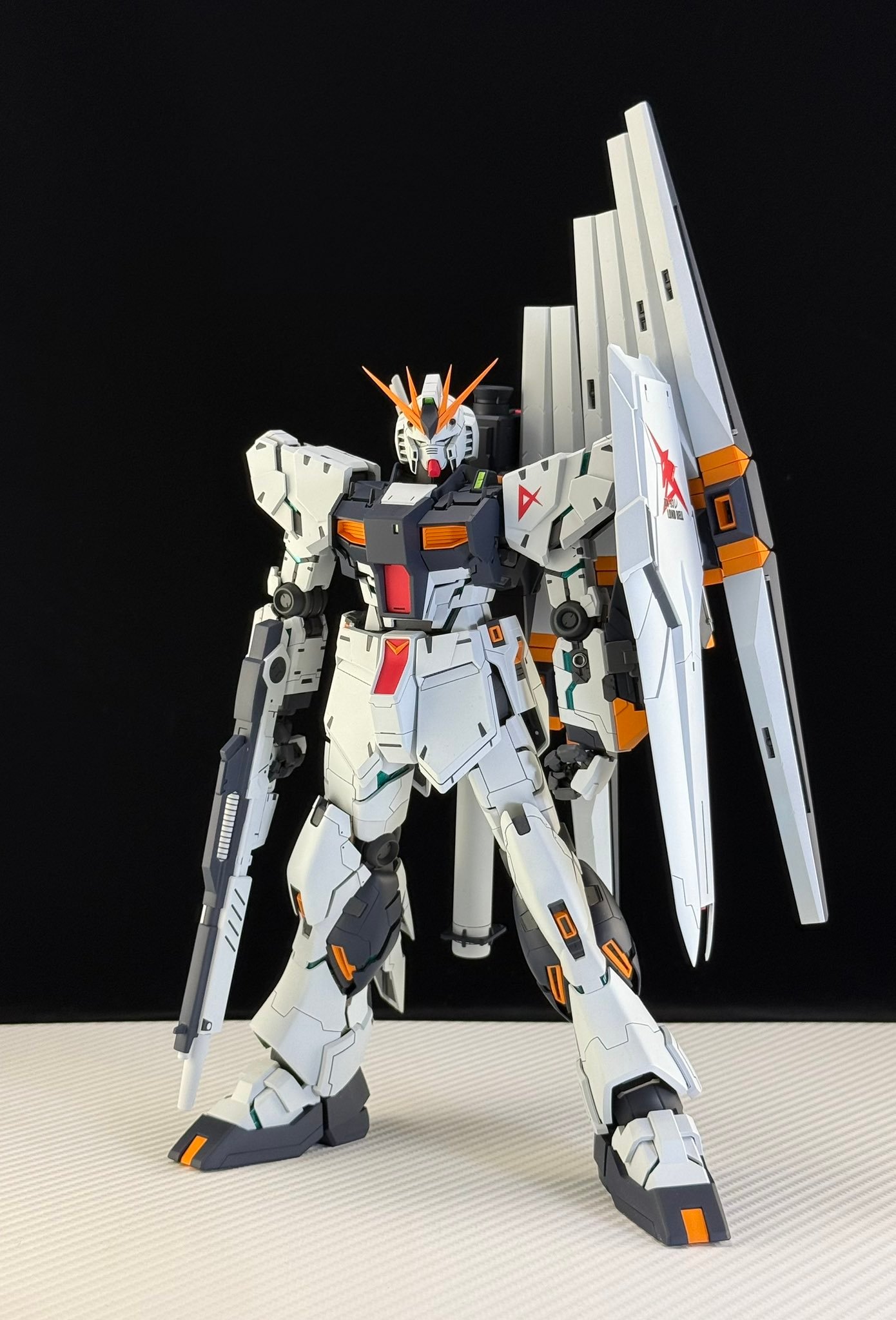 MG牛高达Ver.Ka（by keita）当年HJ的封面作例，手机重拍高达模型[