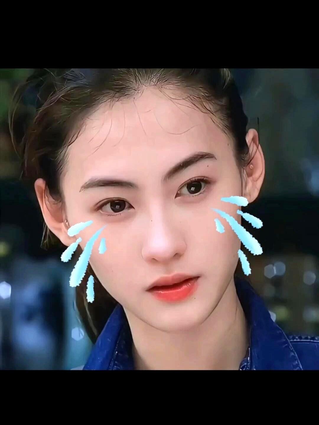 最恶心的是什么？
就是看你过得好了，他比谁都难受。
明摆着欺负人嘛，专挑一个单亲