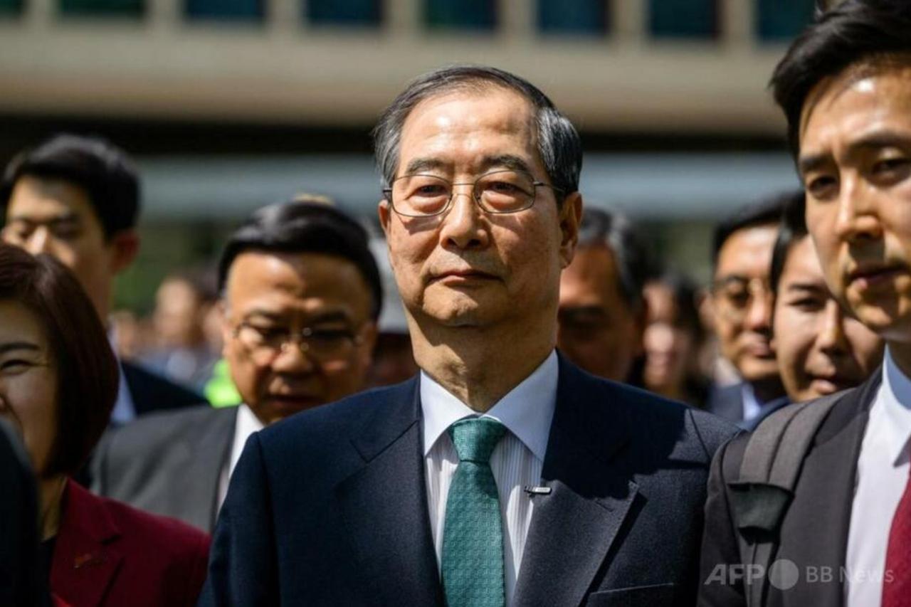 【韩国前国务总理对法院近日宣判的15年有期徒刑不服提出上诉。】5月11日，综合多