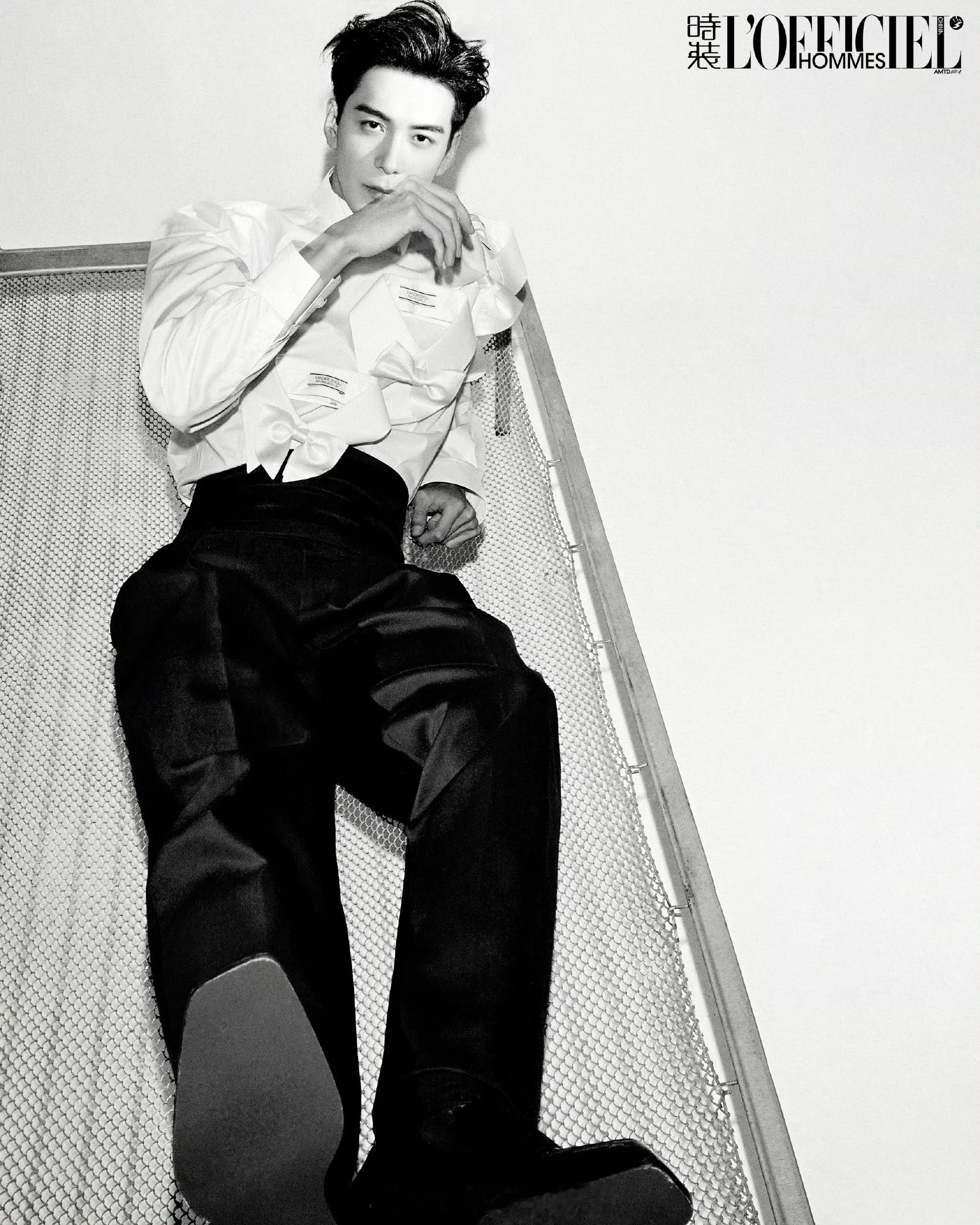 陈星旭时装男士封面，Dior贵公子！九日真有效播剧，时尚商务都飙升 