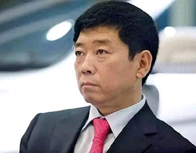 从负债小厂到国产SUV霸主，魏建军告诉普通人：别总想着赚快钱