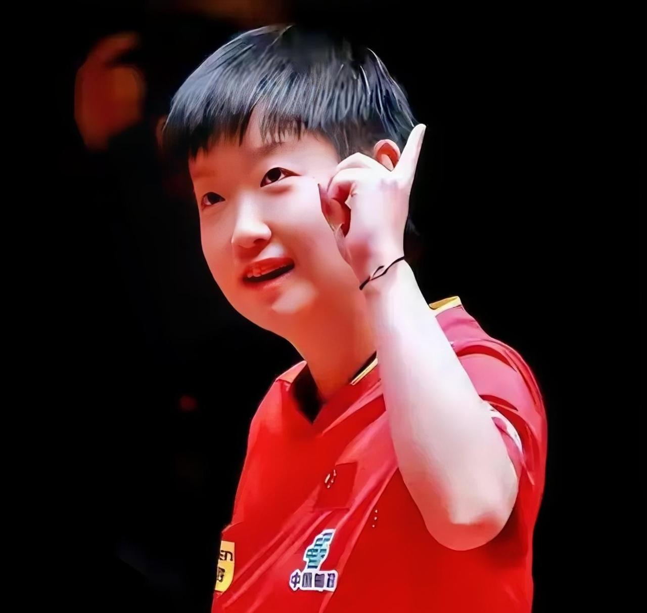 不服不行！孙颖莎创造的国乒史上16个难以超越的“第一”：

1、国乒史上首位获得