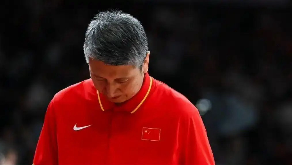一支球队输球，把原因归结为“年轻球员经验不足”和“体能疲劳”，听起来合理，但听多