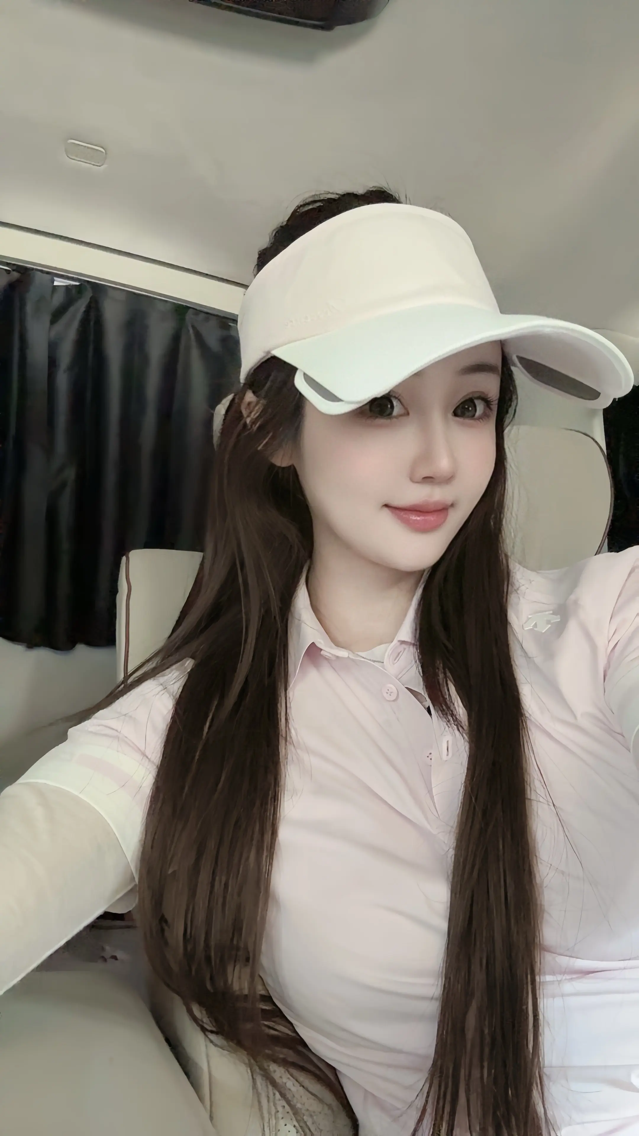 以前什么都不懂 瞎装 现在懂了 开始装瞎了