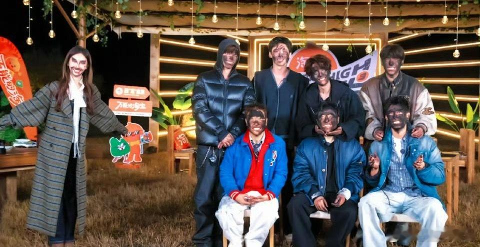 我的快乐总是那么短暂腾哥的“范丞丞是个……”“范丞丞不是……”感觉还是昨天刚逗我