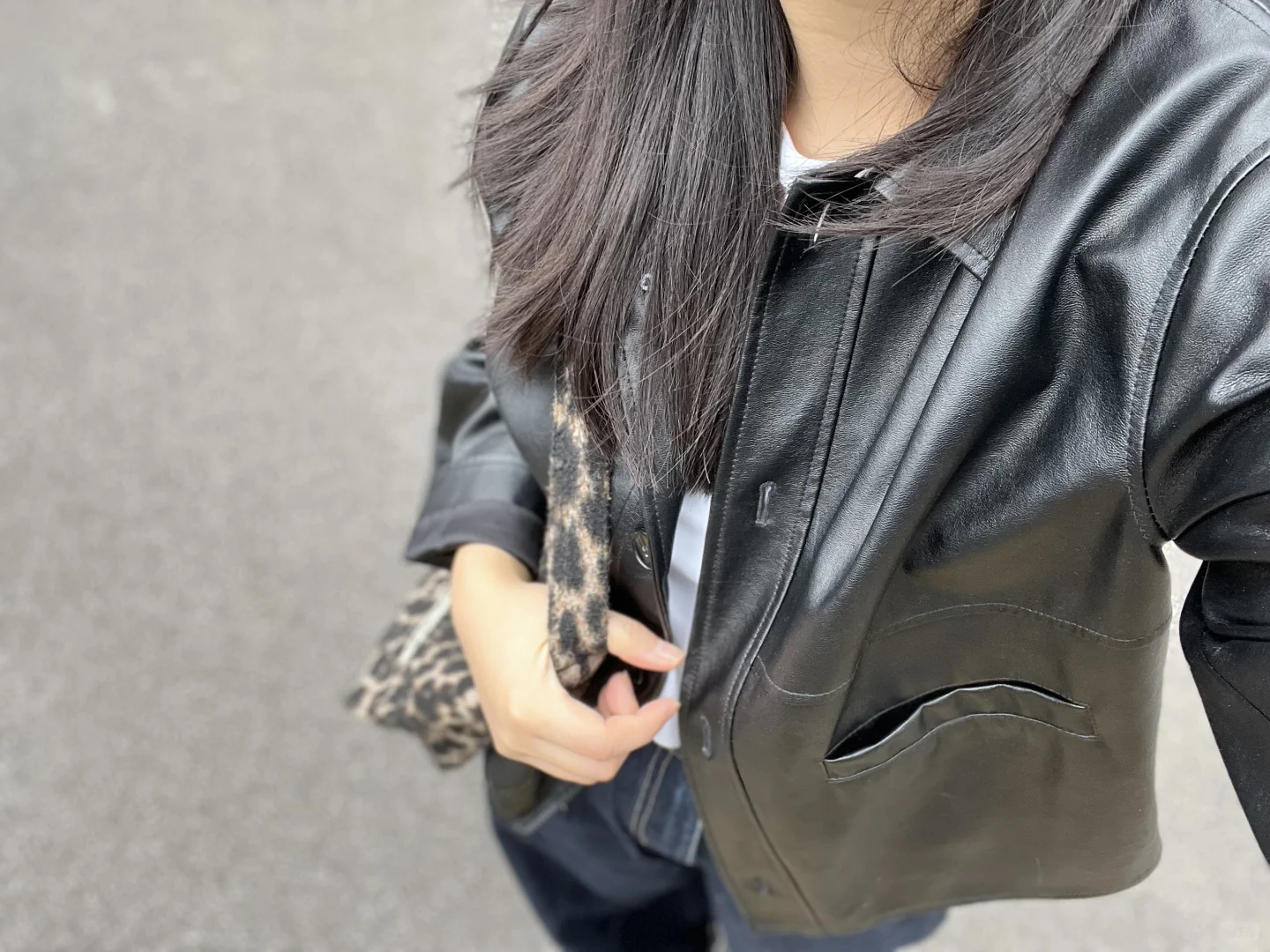 在穿皮衣的季节！臭美一下～