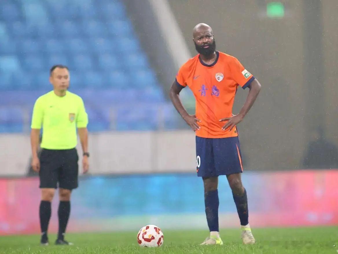 中超丑闻？海牛外援提前跑路：老板拖欠巨额工资+骗人 将上告FIFA 11月22日