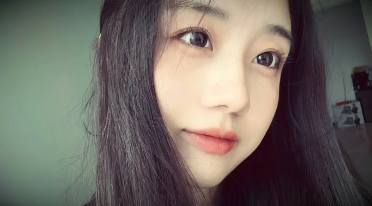 你不是枯枝败叶 你是我的春天