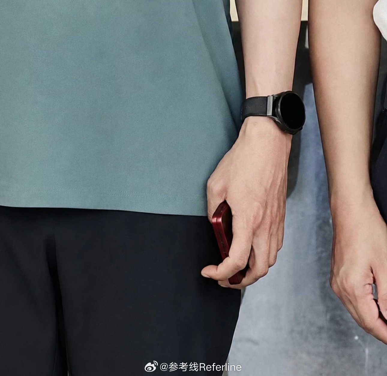 小米 18 Fold 真机曝光，阔折叠，后置主、长、广三摄，REDMI K100