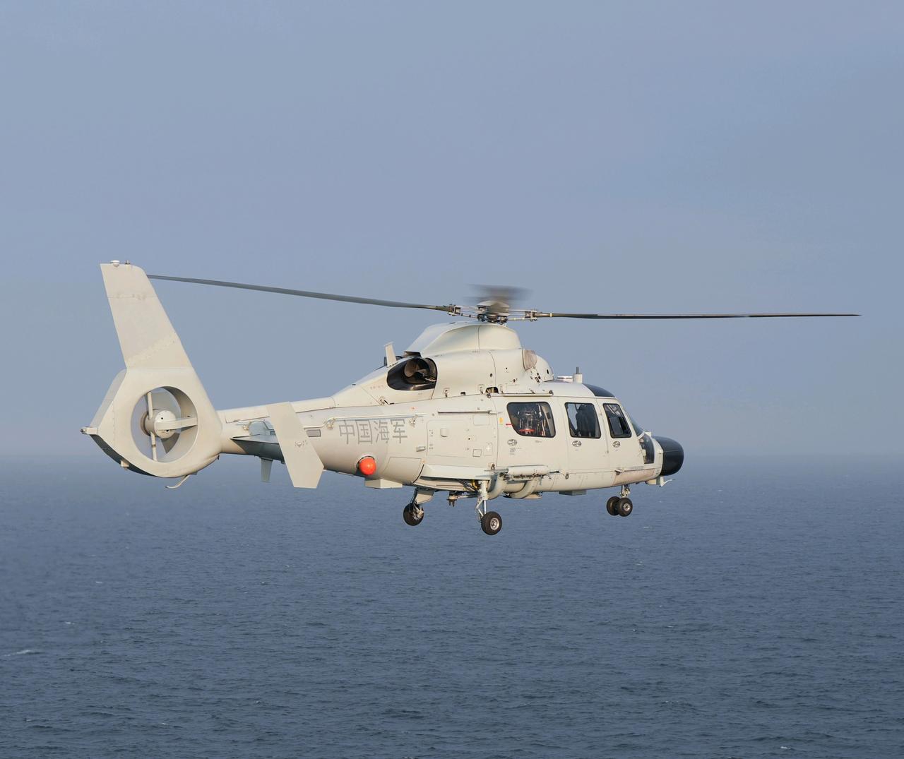 卡卡豚豚上两攻，目前只能玩“小航母”的东海舰队！东部战区海军航空兵某团直-9F、