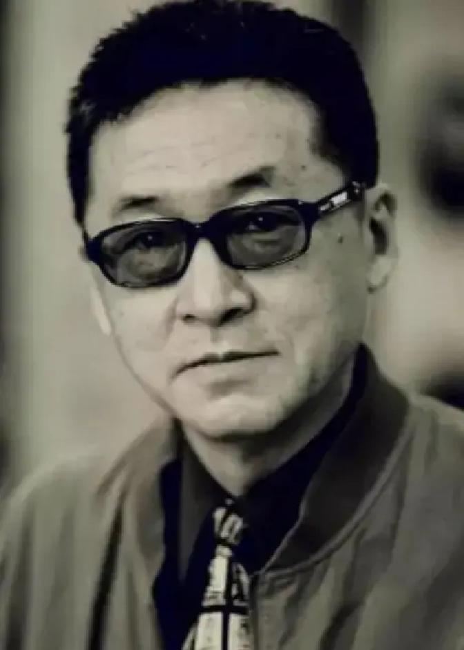 2017年3月，李敖忽然发现自己不对劲了，走路不稳当了，说话也不利索了，反应甚至