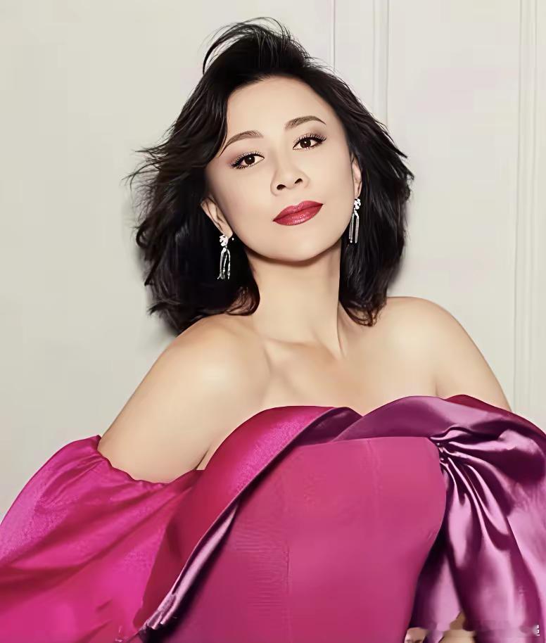 柯淳没想到，​邵子恒也没想到，​刘嘉玲看起来又美丽又端庄，竟然说话这么直接。​《