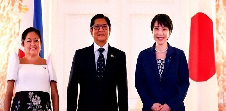 火灾过去多年，灰烬早已凉透，偏有人惦记着重燃旧火。可他们忘了，当年按下手印的字据