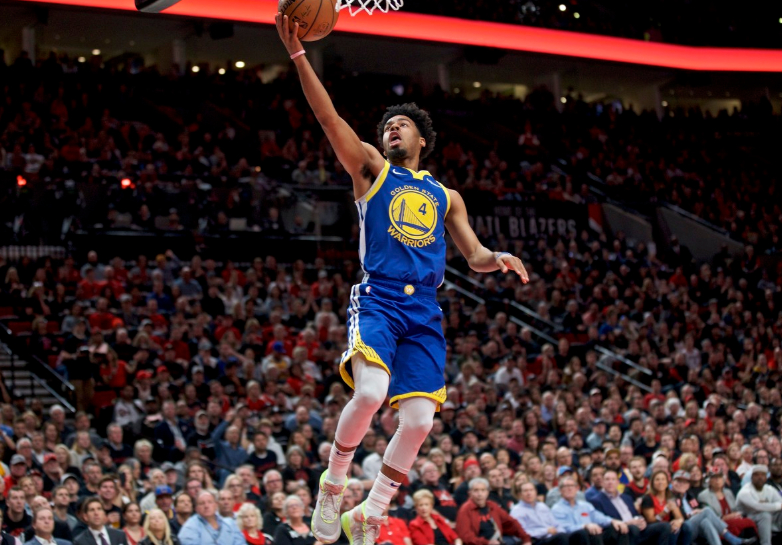 近日，前NBA球员奎因·库克在《Dawg Talk》节目中谈到了离开勇士加盟湖人