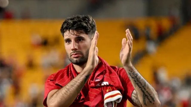 “上赛季这种情况并不常见，所以我总是让他知道我随时准备尝试这样的跑动。希望你能在