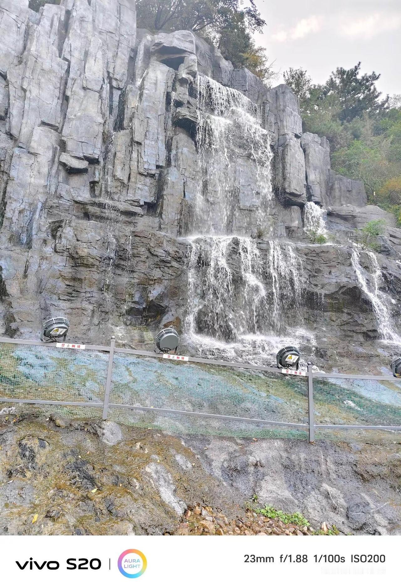 不只是开心还挺快乐呢你说气人不旅行 户外徒步 爬山推荐