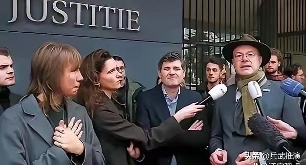 这一回中国可真要杀鸡给猴看了。

荷兰这次做得太过分，我们真的忍不下去了。
很多