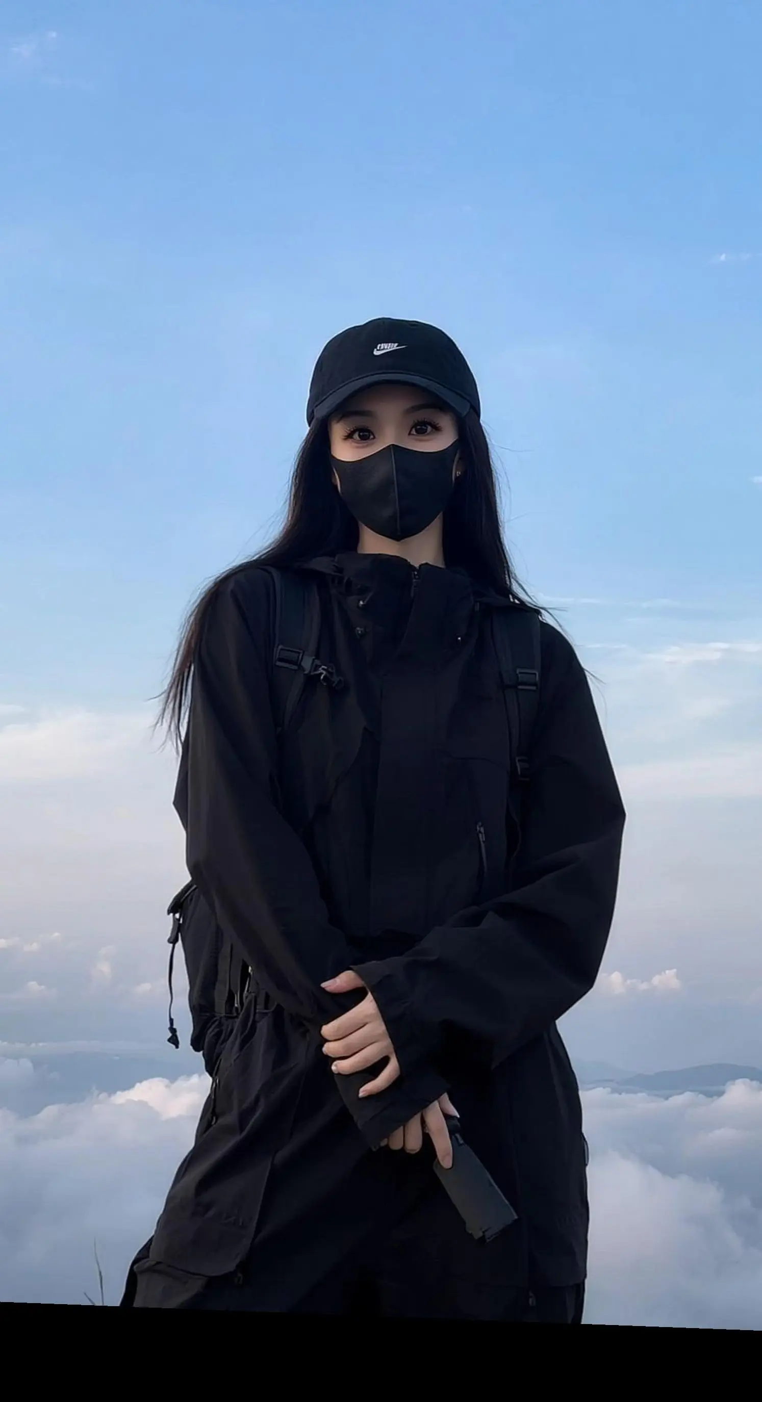 我并非高傲，只是能让我心甘情愿主动的人并不多，我所有的好都不带算计与利...
