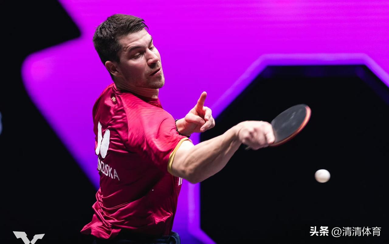 德媒最新消息：
瑞典前名将 乌尔夫·卡尔松，正式加入弗朗西斯卡的教练团队。
 