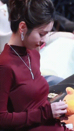 年纪轻轻的有点下垂