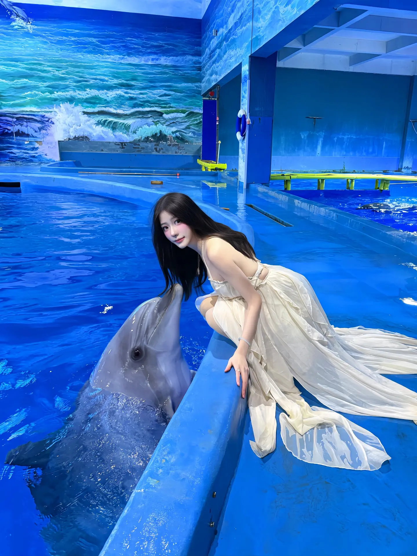 🪼˚˖𓍢ִ໋🐬被海豚亲了好幸运！！ 🫧荧幕初吻给可爱海豚！！还...