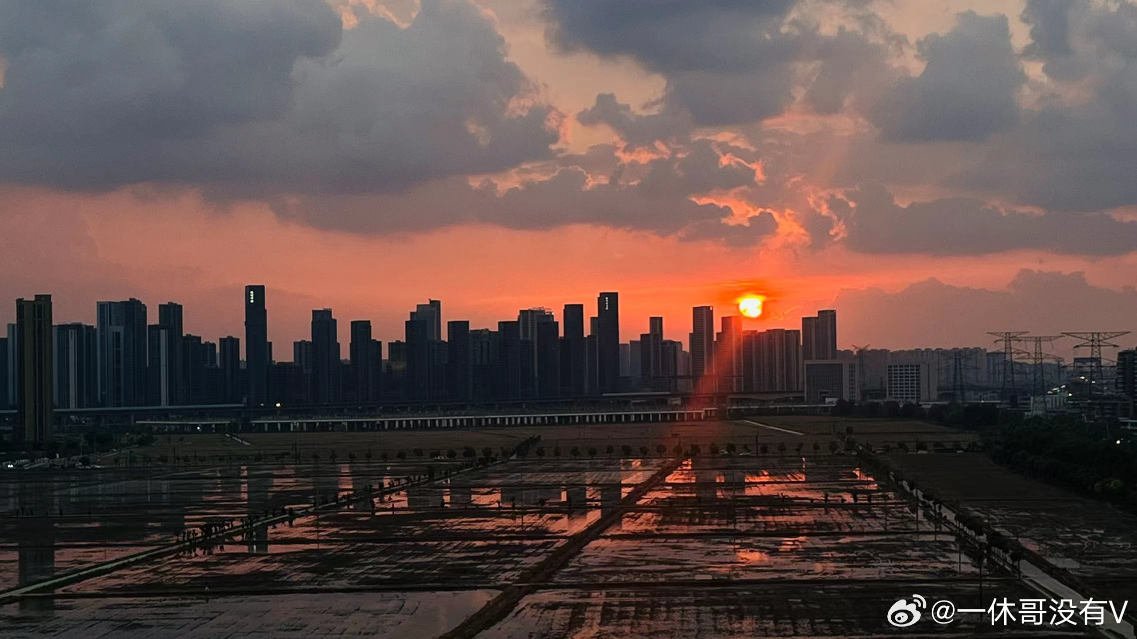 不少投资人问为啥跳水？和市场交流一圈，听说了一些各种各样无法证实也无法证伪的小作