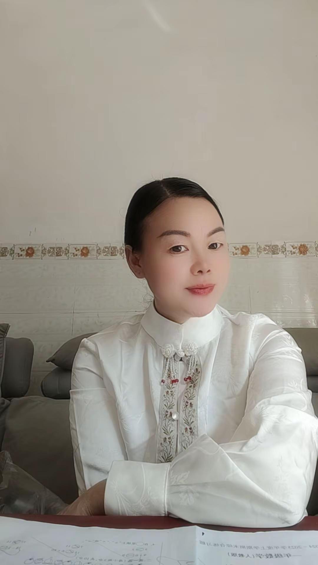 春天来了马面裙上线，还可以嘚瑟几天就搬砖了😂😂