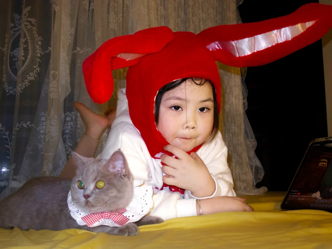 女儿和她的喵🐱