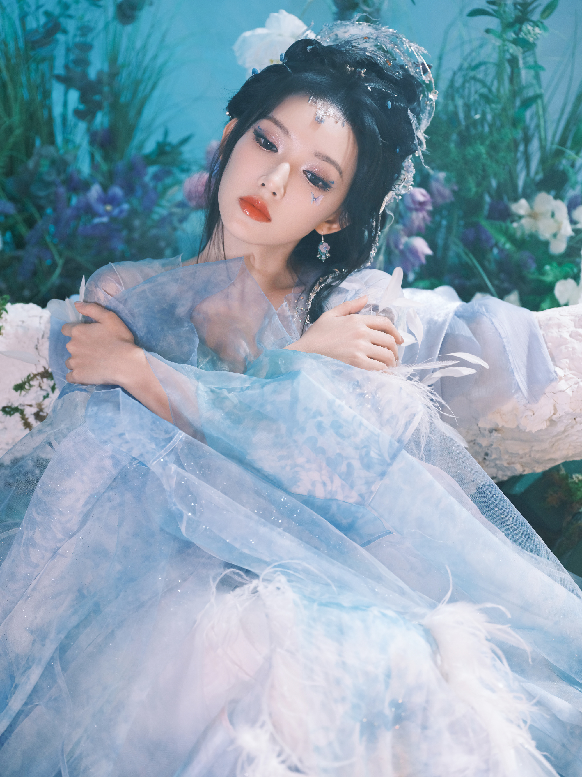 程潇在抖音奇妙夜好漂亮呀，她和那些网红真的不是一个次元的，有璧。[期待] ​​​