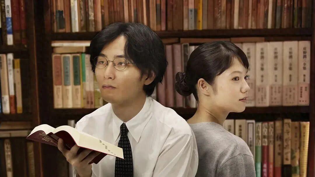 性萧条后，年轻人的精神也开始萧条了
连文艺青年也不想买书了。2025年，年轻人们