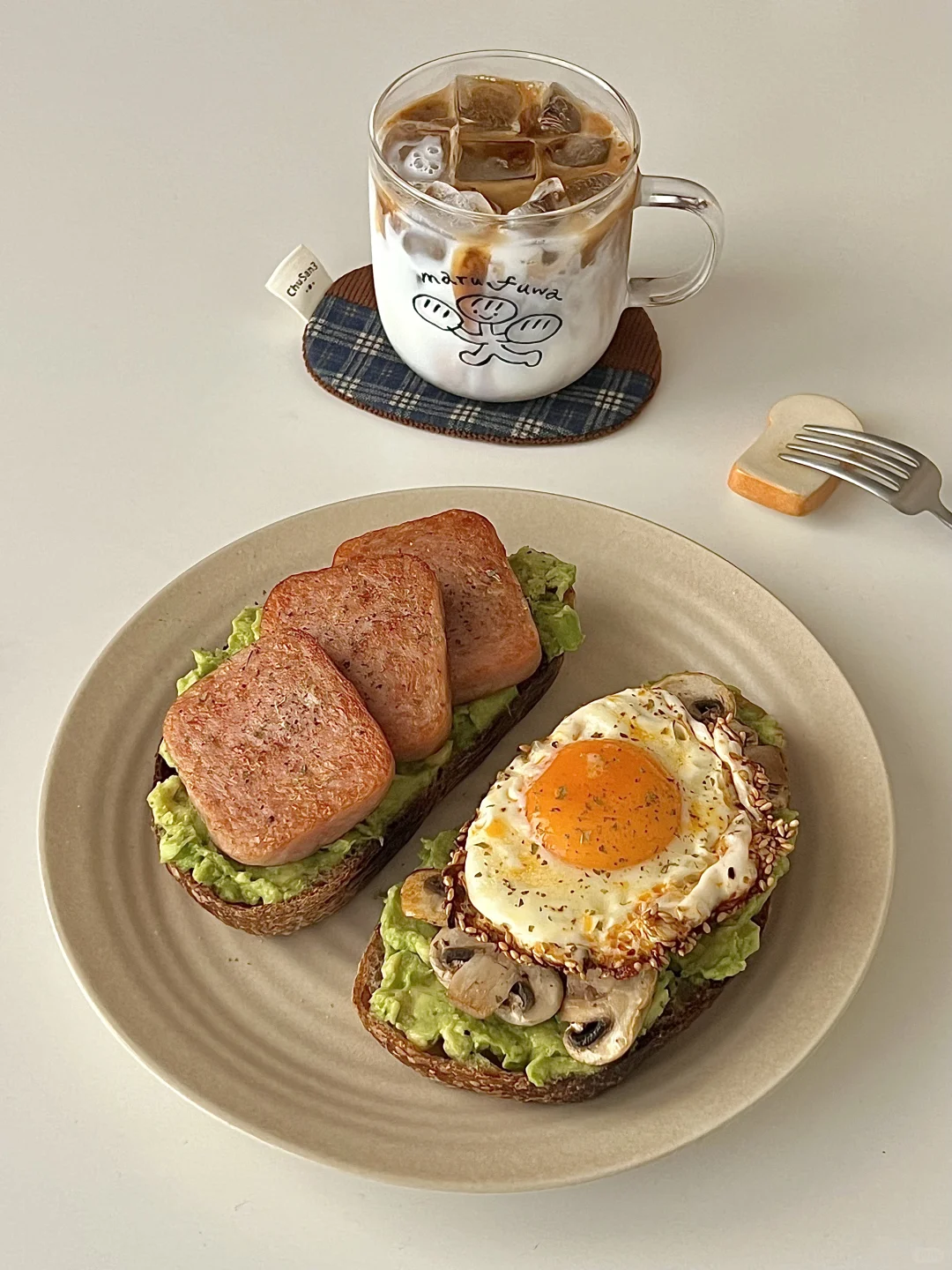 早餐｜双拼开放式欧包三明治🥖冰拿铁☕️