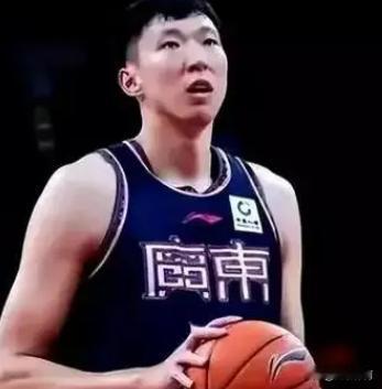 北京时间1月28日19:35，CBA常规赛第36轮，广东主场迎战南京！


广东