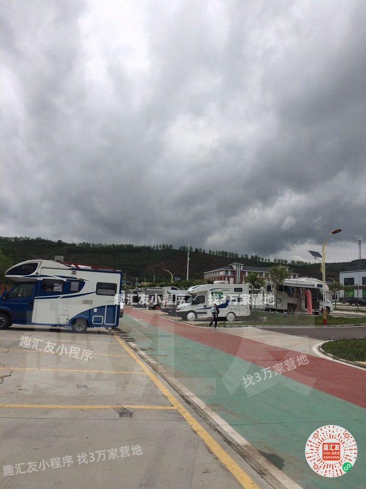 盛夏酷暑遍地高温，房车车友们是不是都在寻觅清凉避暑地？
宁夏隆德，老牌避暑胜地，