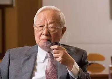 台积电创始人张忠谋，受访时语出惊人：“我真的认为，我的国家——美国，仍然是世界的