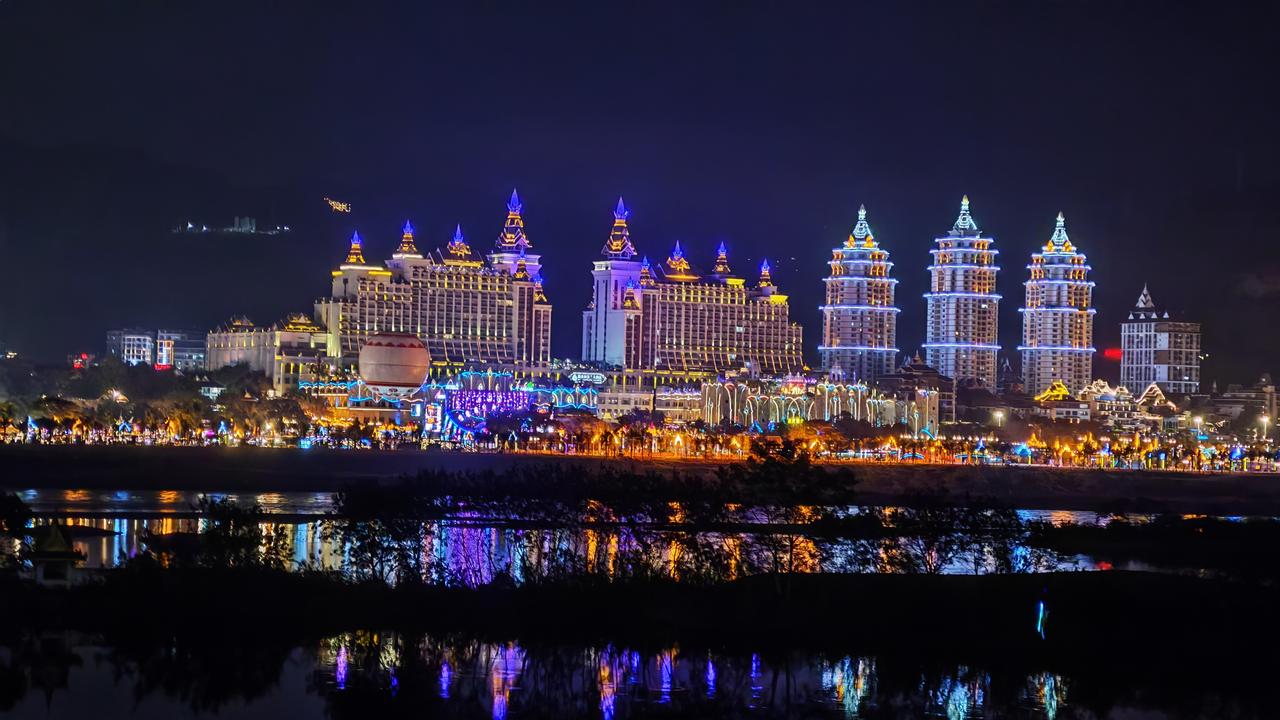 用一张图片证明你来过西双版纳星光夜市