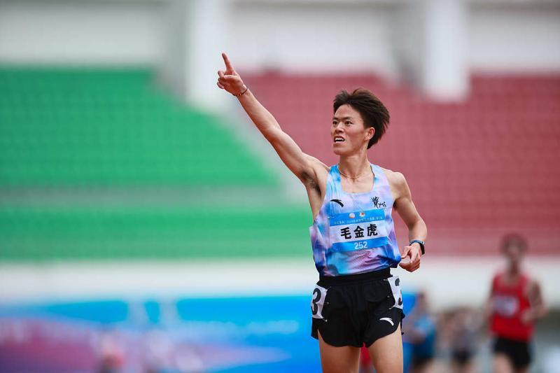 毛金虎全马首秀跑出2小时07分36秒，中国六人突破“210”
 
3月22日早，