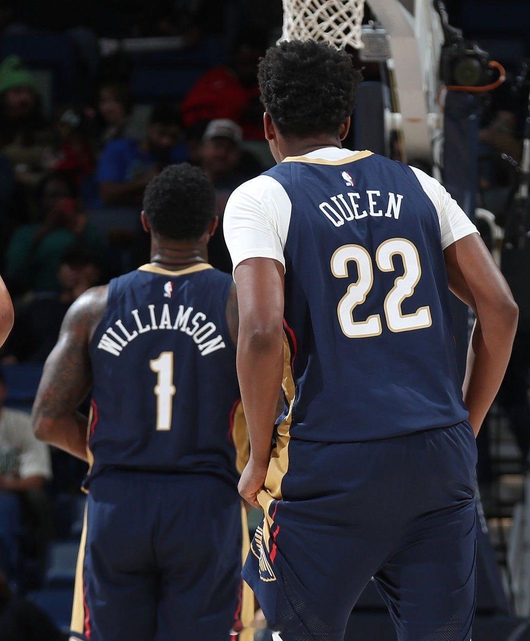 鹈鹕总裁杜马斯说，他们没有交易锡安的计划，认为他跟德里克·奎恩的磨合需要时间，就