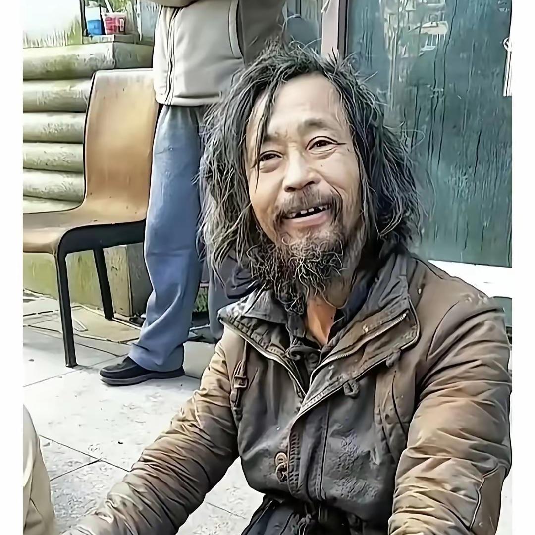 沈巍那句“文化高不过善良”，真戳中了当下最缺的东西！很多人顶着“精英”头衔，内里