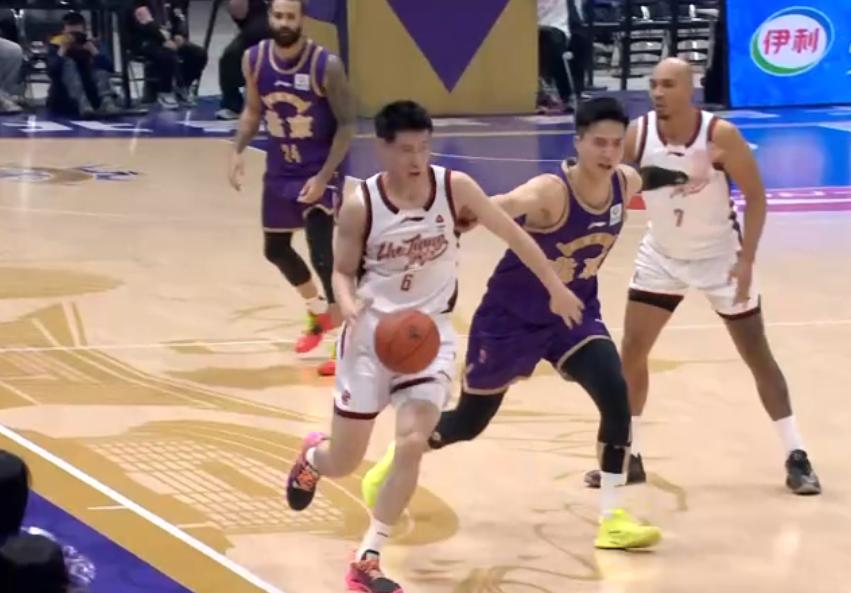 里勒狂轰46分，廖三宁15+4+6，程帅澎空砍27分，北控男篮加时战胜浙江稠州！