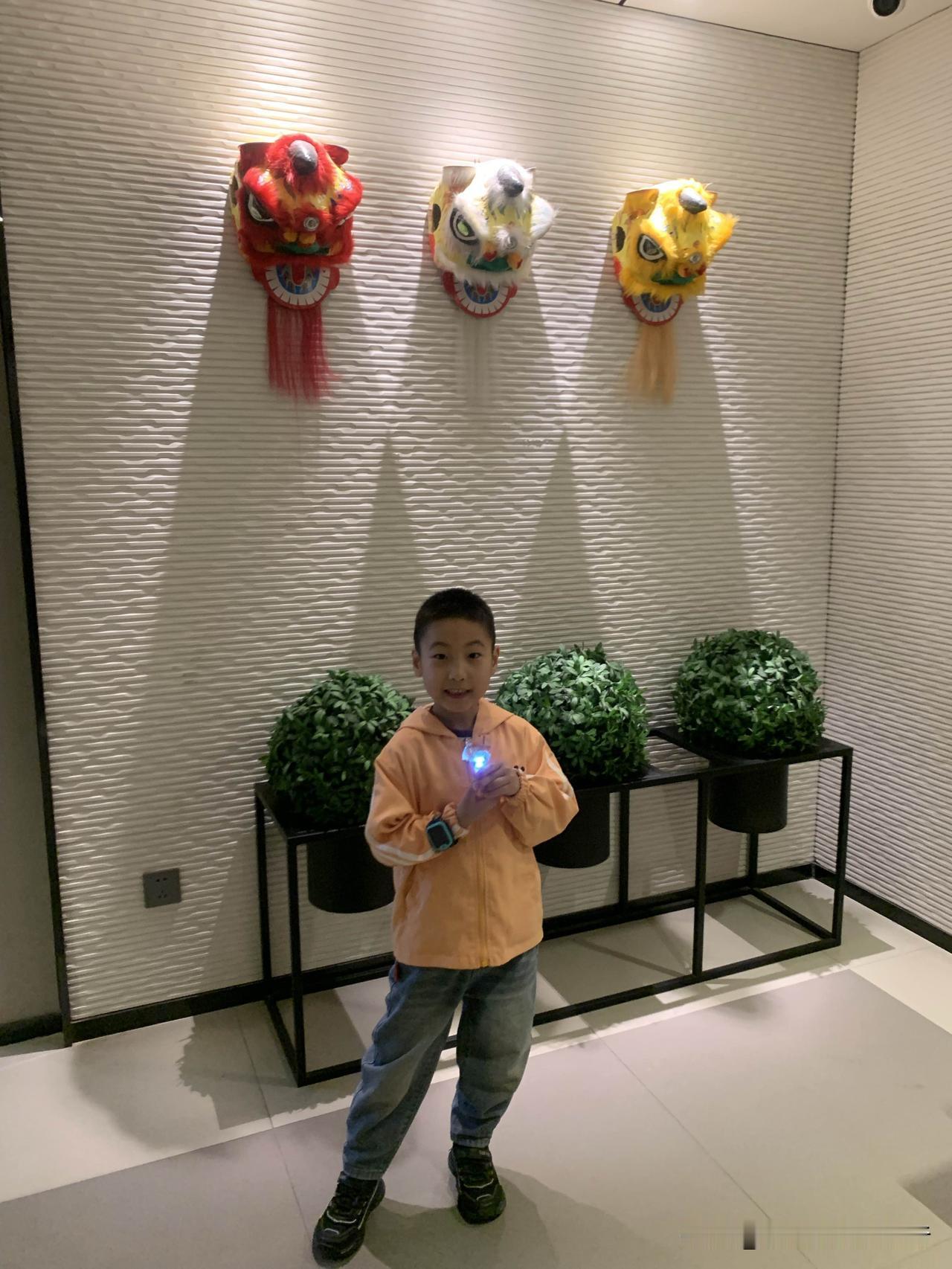 我了解的佛山仅仅是十几年前家里装修时的东鹏陶瓷、蒙娜丽莎瓷砖而已，来之前大概的查