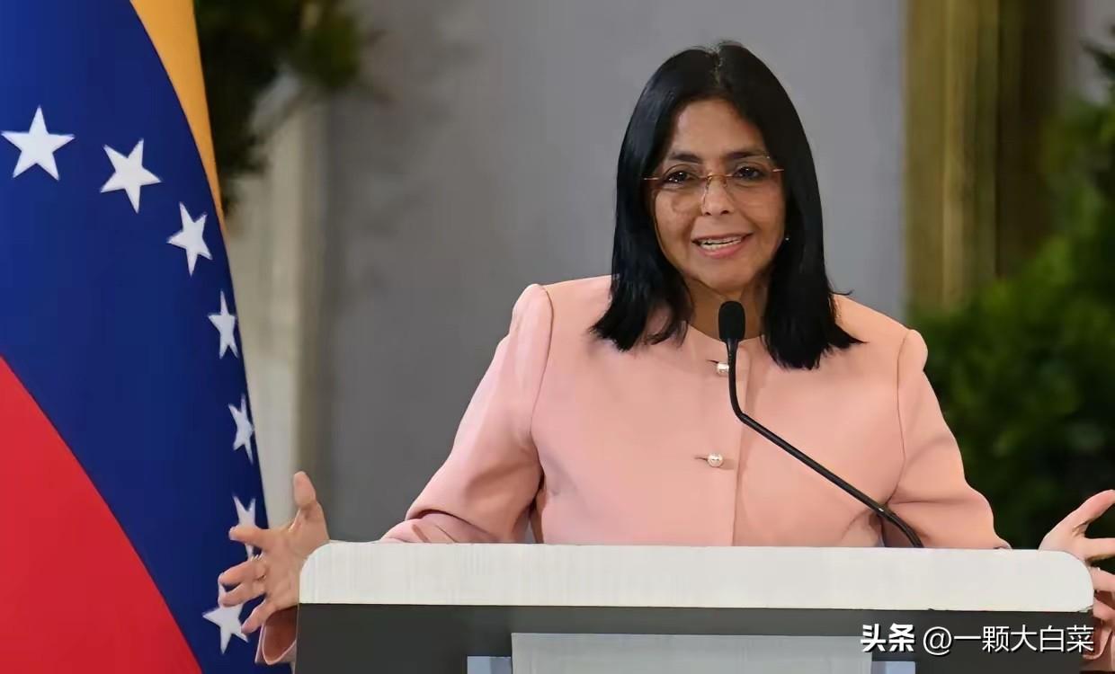 这才是真正的窃国大盗，成功之后装都不装了。

最新消息，美国已将委内瑞拉临时总统