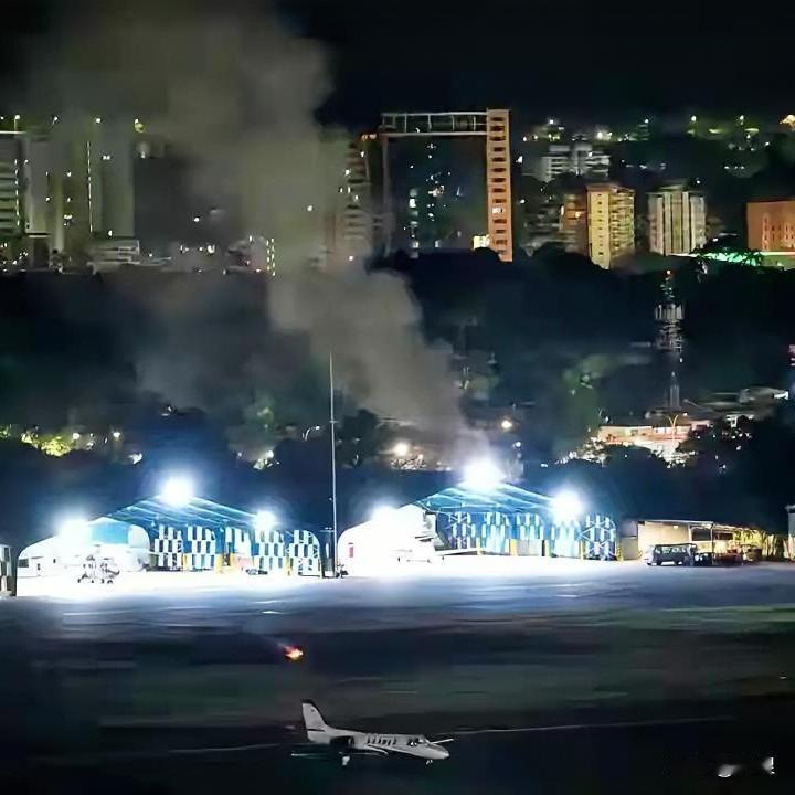 大家看  特朗普以强欺弱躁不躁

委内瑞拉一个小小国究竟惹着了你哪里

又打导弹